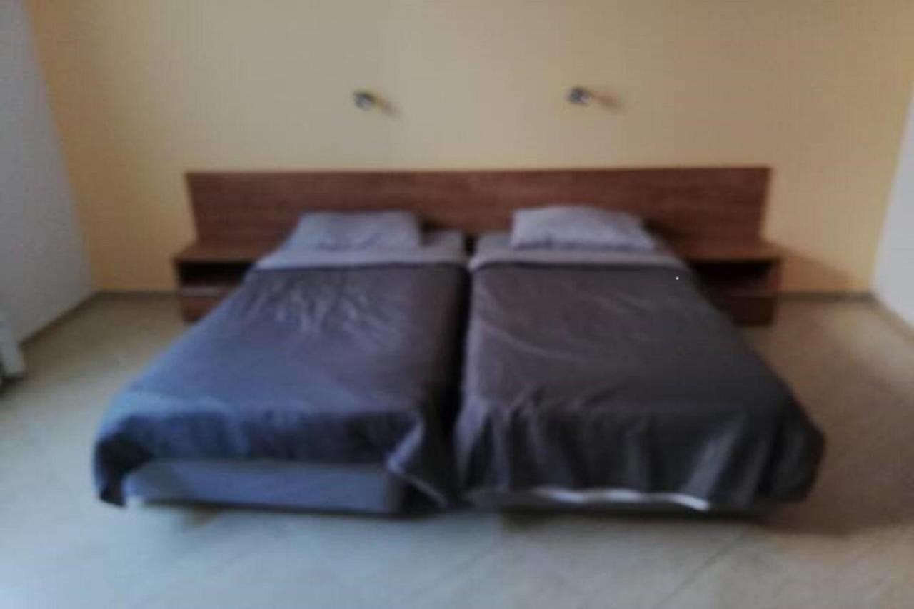 Yves 2 Bed Apart At Sun Village Sunny Beach Not Far Away From The Sea Dış mekan fotoğraf